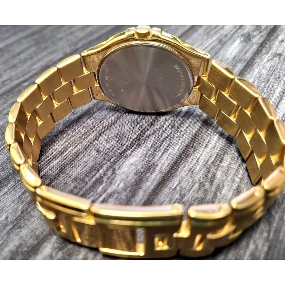 Wittnauer Swiss Made Jv8322 Men's‎ Watch  Excellent Condition